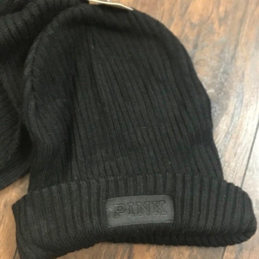 NWT VS PINK Beanie and Scarf Set